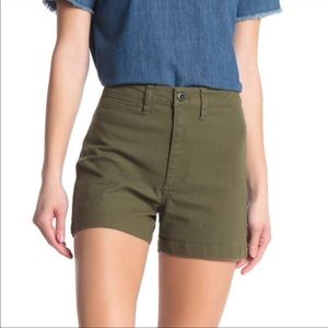 MADEWELL Emmett Shorts - Military Green